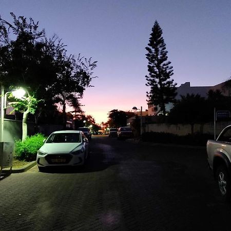 Primrose Boutique Apartment Ashdod Eksteriør billede